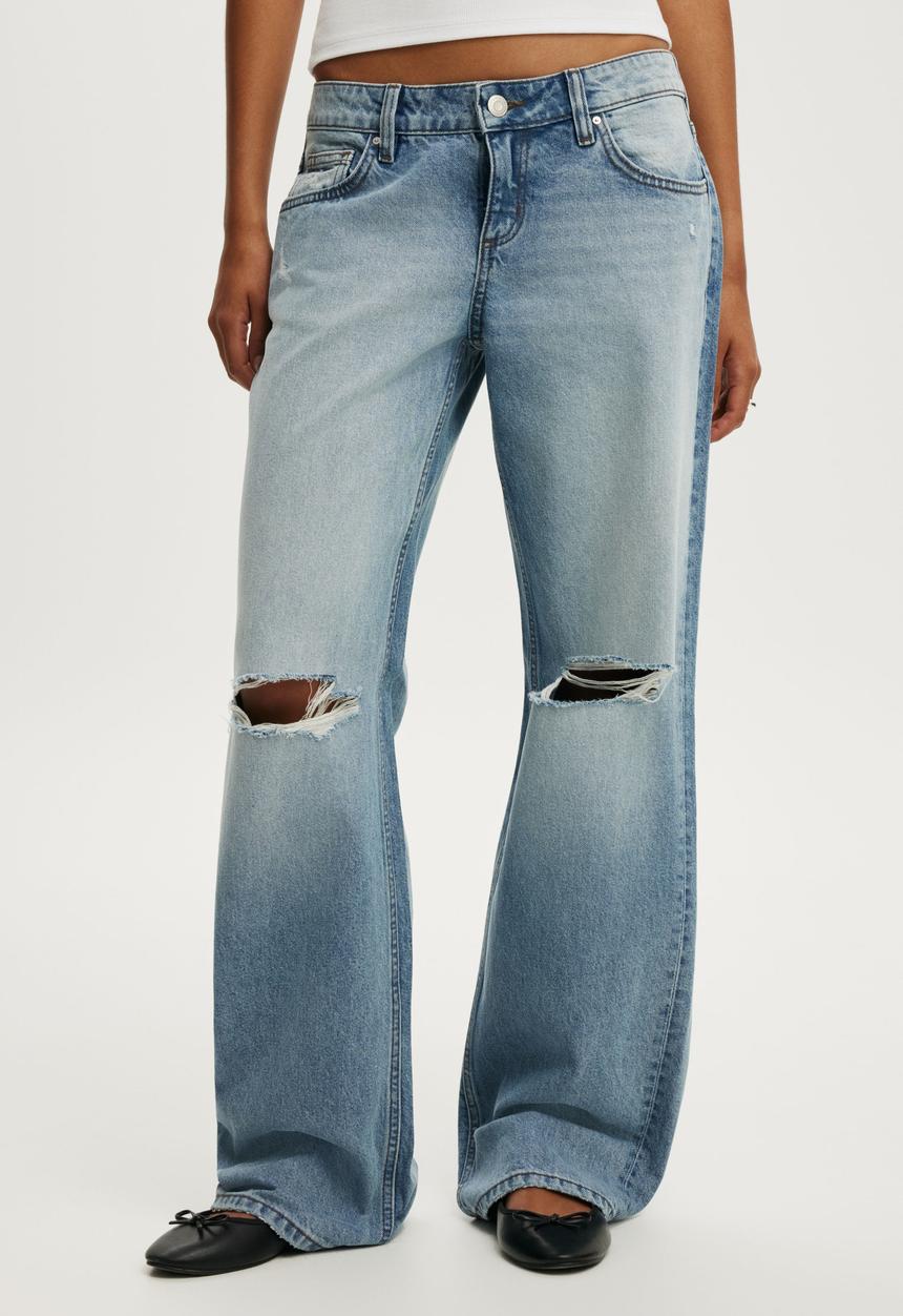 Cotton On - Low Rise Straight Jean - Saltstone Blue Ripped