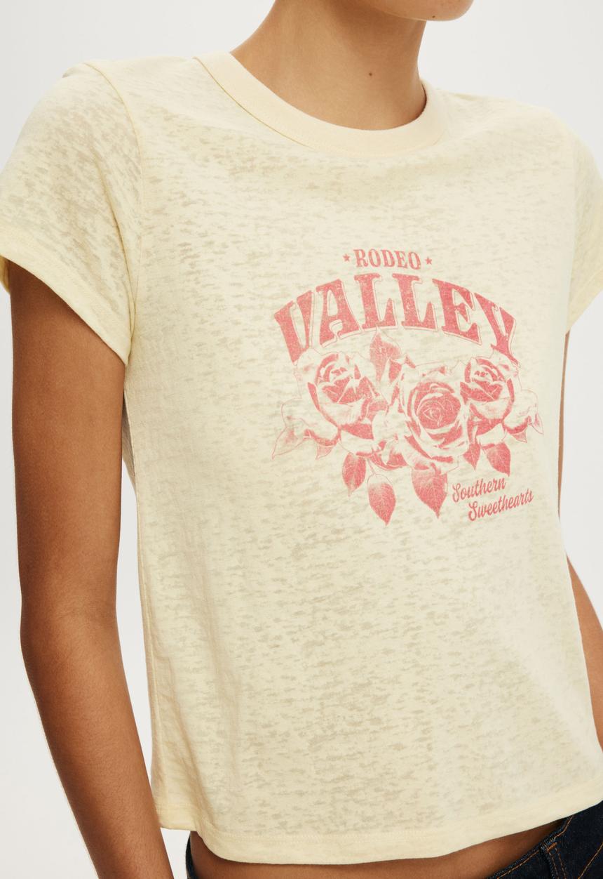 Cotton On - The Original Graphic Tee - Rodeo Valley/Whipped Butter