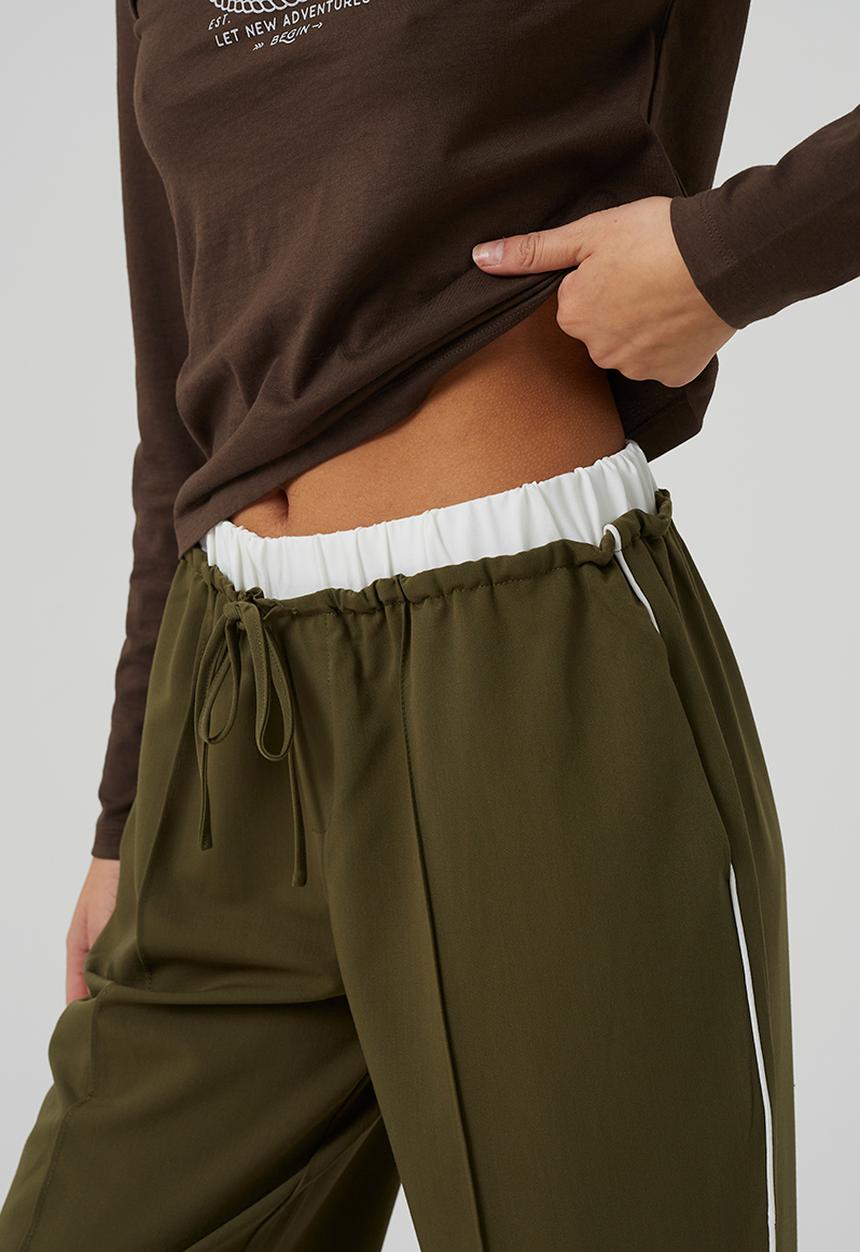 Brave Soul - Ladies Tailored Trouser With Contrast Waistband - Khaki/White