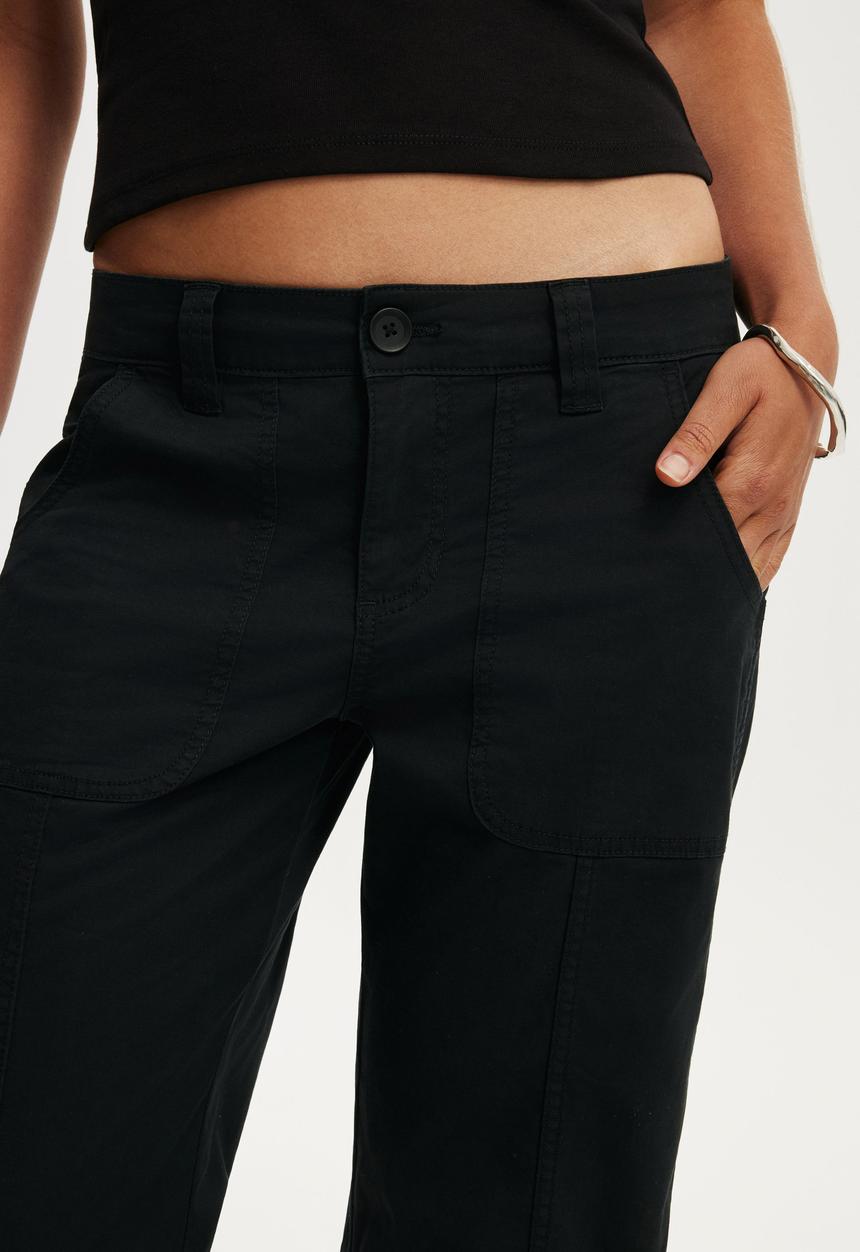 Cotton On - Lexi low rise utility pant - black