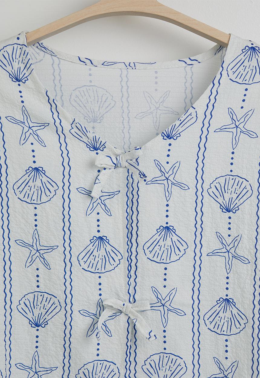 Pop Candy - Motif blouse and pants with halter top - white & blue