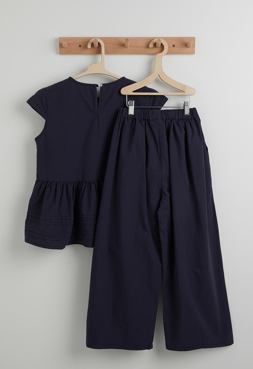 Pop Candy - Capped sleeve blouse with wide leg pants - ink