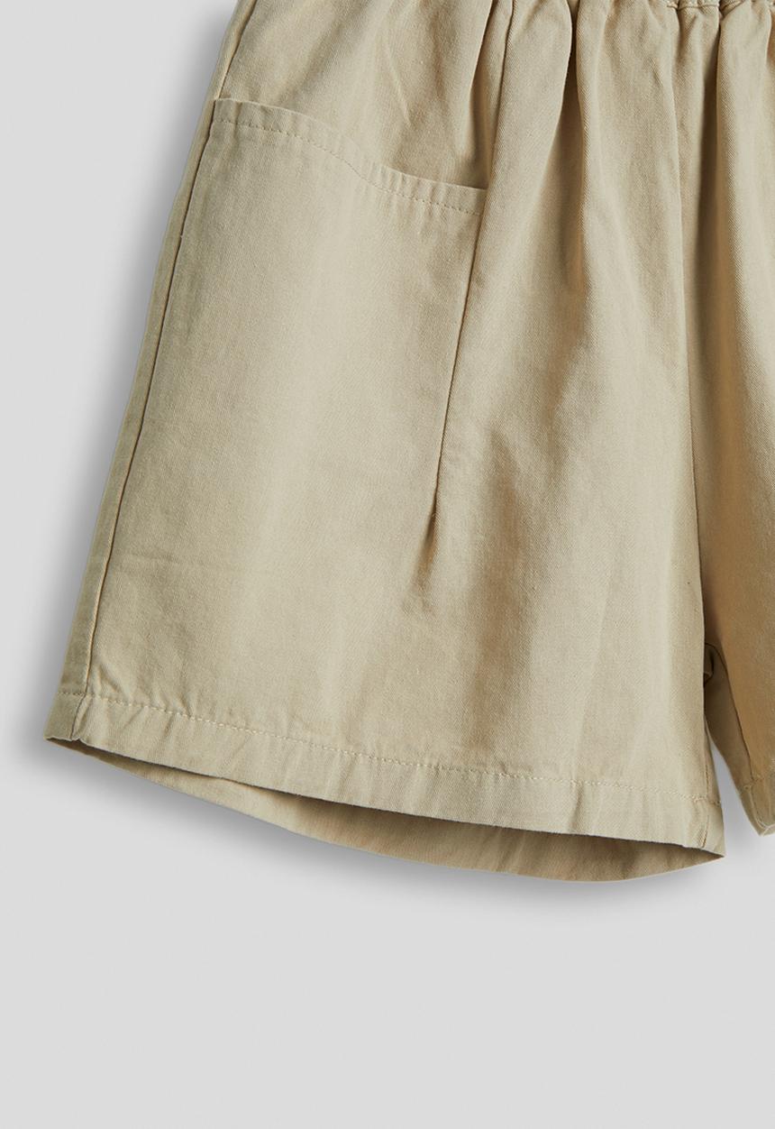 Pop Candy - Stylised front pocket shorts - cornsilk