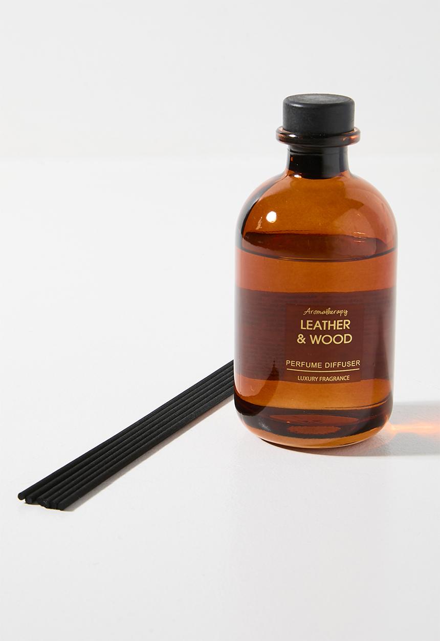 H&S - Leather wood - Brown