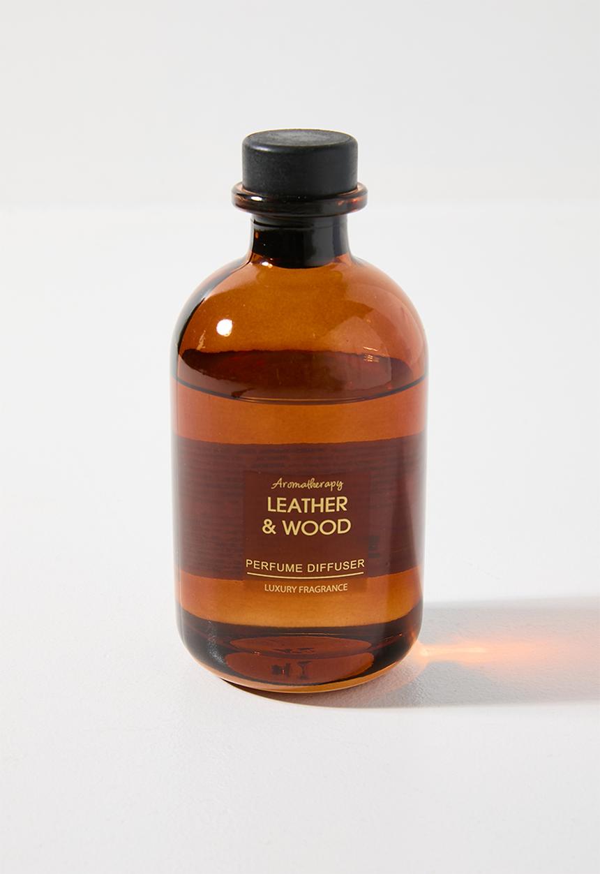 H&S - Leather wood - Brown