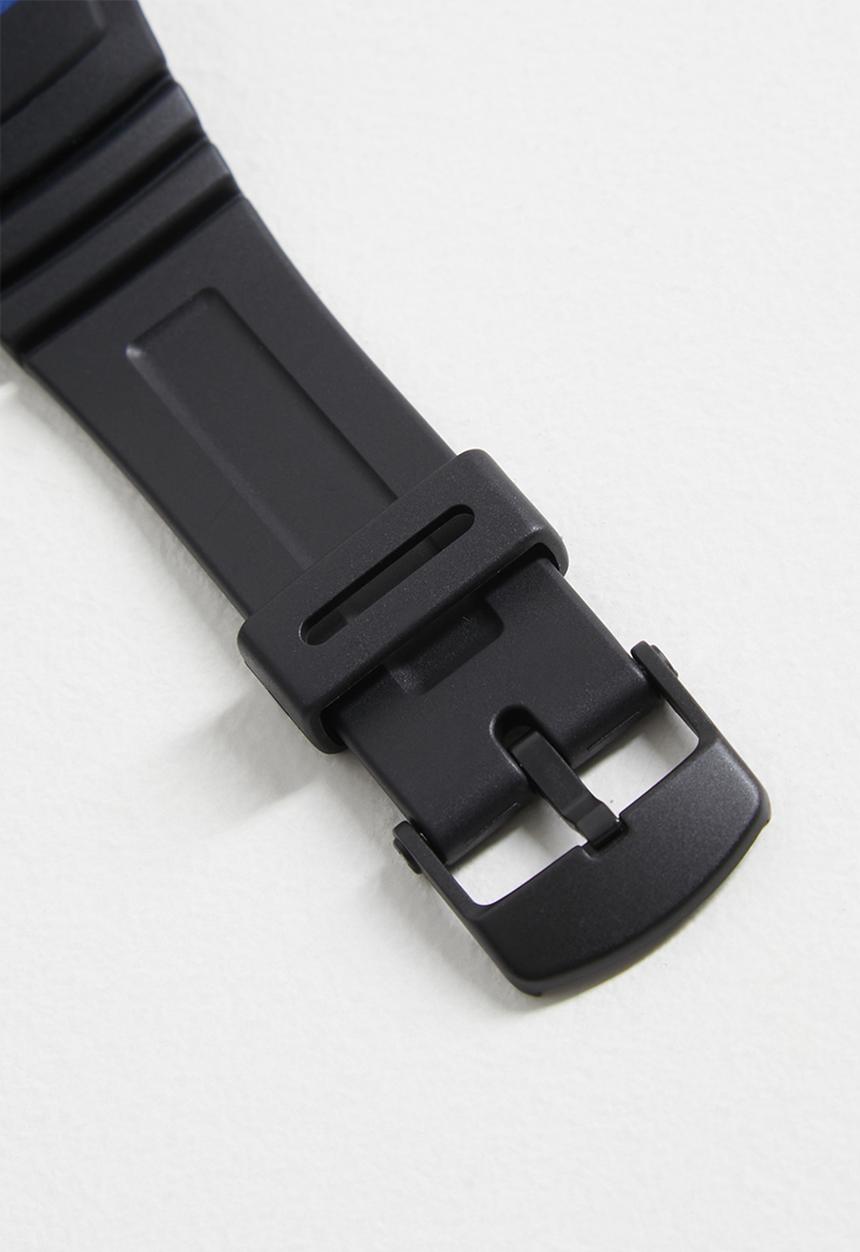 Casio - Digital Blue Case Black - Blue