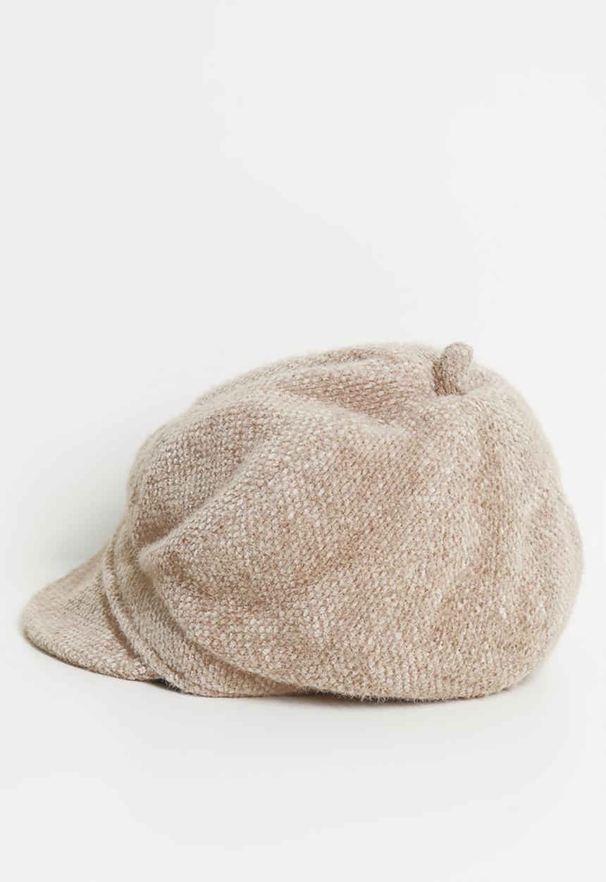 Tessa Design - Coral Fluffy Baker Boy Hat - Beige