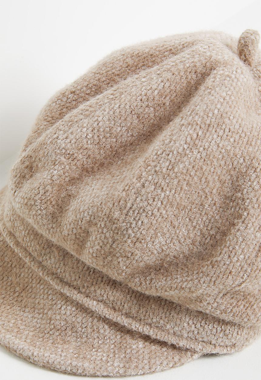 Tessa Design - Coral Fluffy Baker Boy Hat - Beige