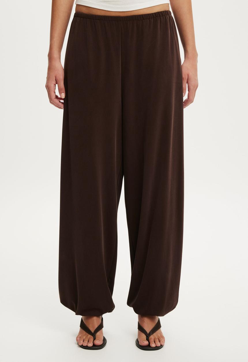Cotton On - Honey Balloon Pant - Dark Oak