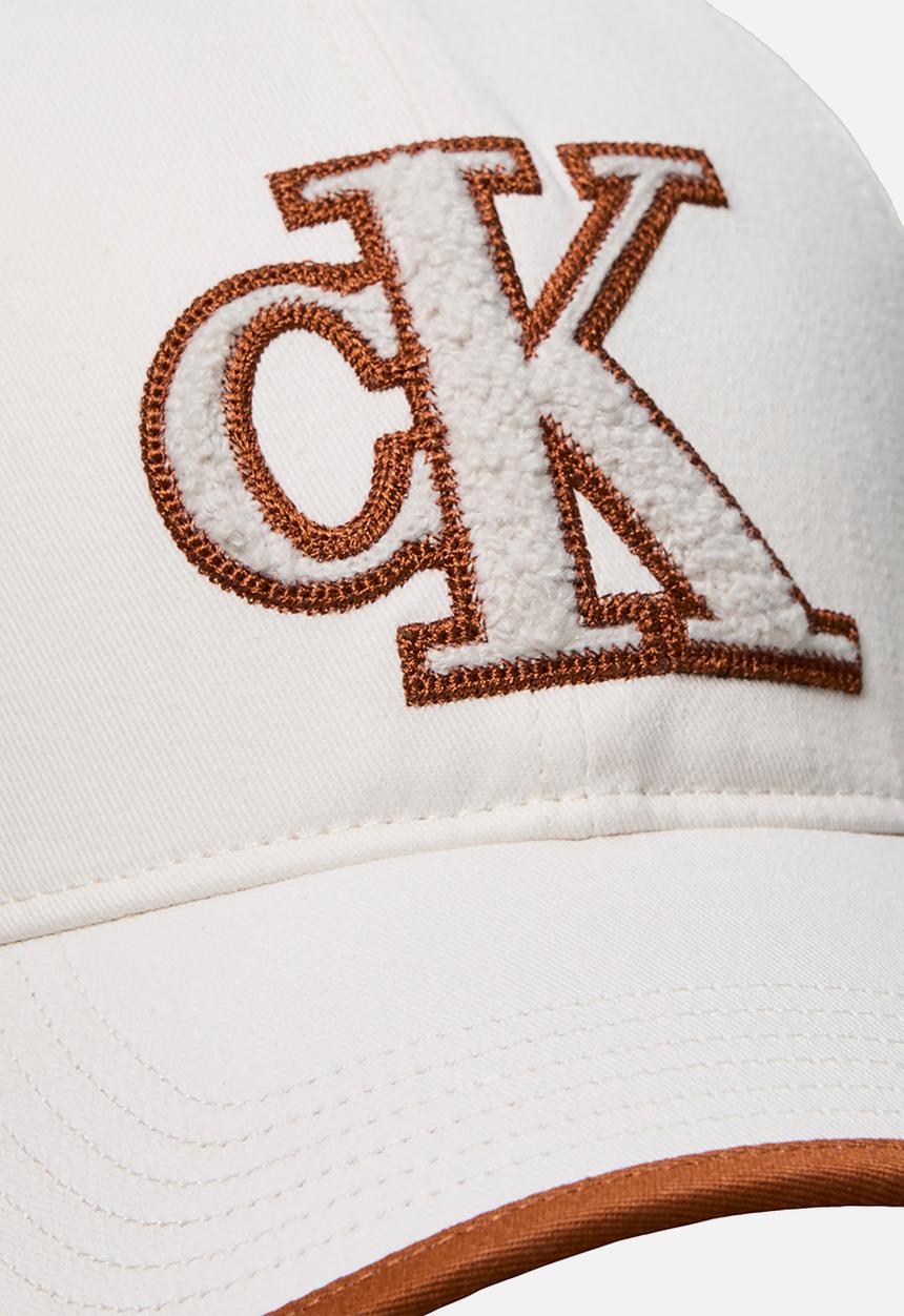 Calvin Klein - Fun, young, colorful cap - white alyssum