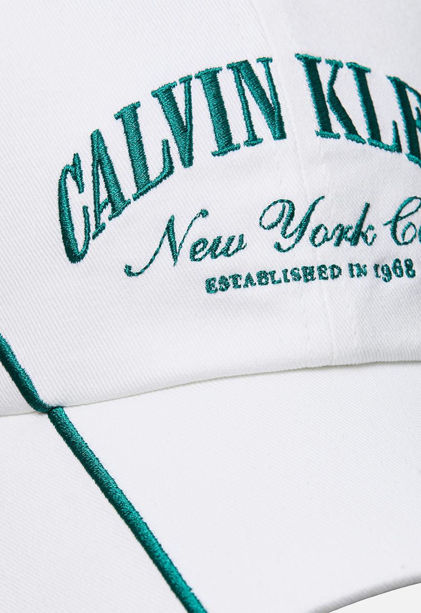 Calvin Klein - Apparel graphic signature tie back cap - bright white