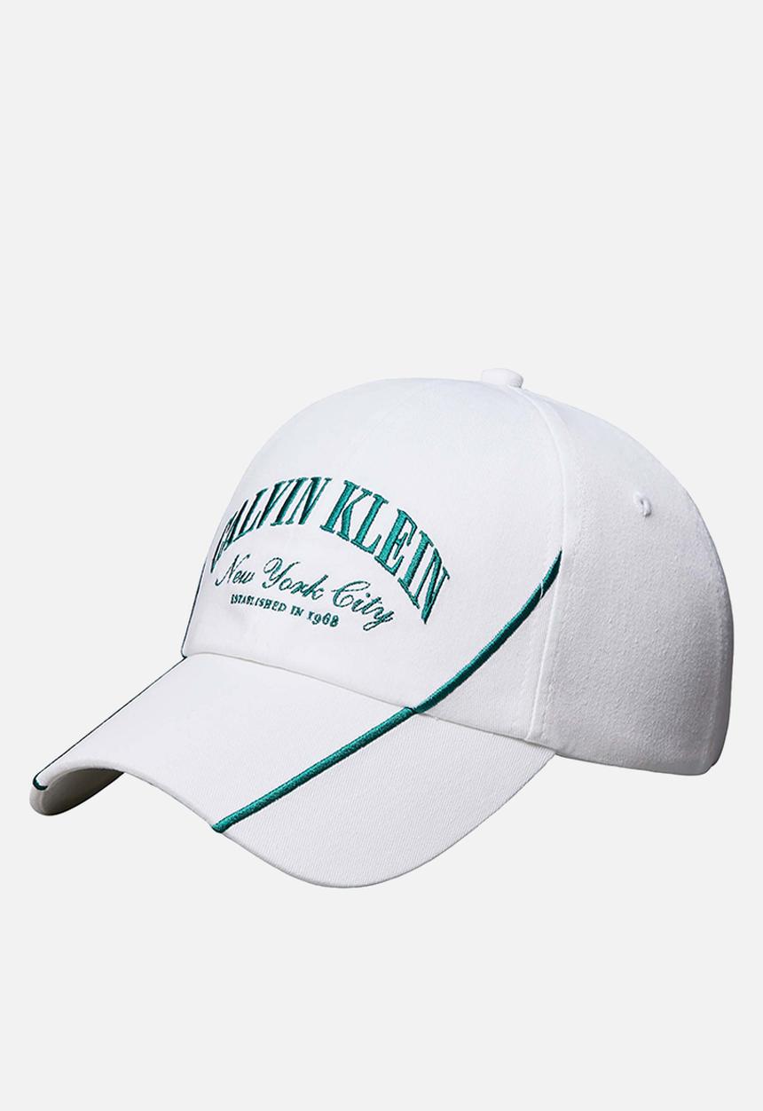 Calvin Klein - Apparel graphic signature tie back cap - bright white