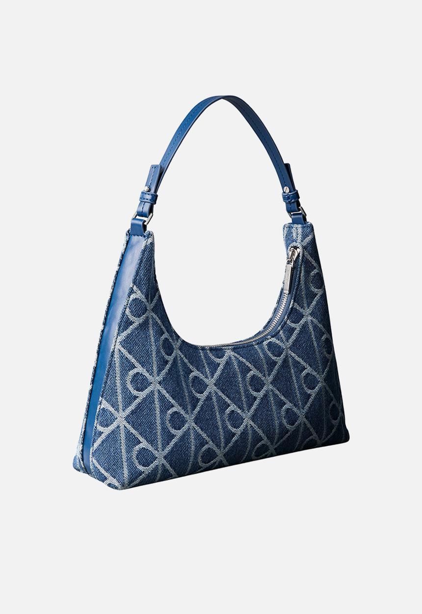 Calvin Klein - Emblem aop denim shoulder bag - denim jqd medium wash
