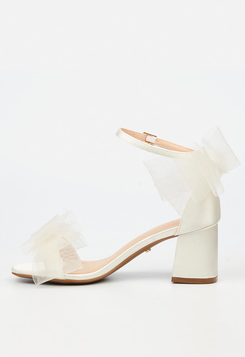 Miss Black - Bardot 5 open toe ankle strap - white