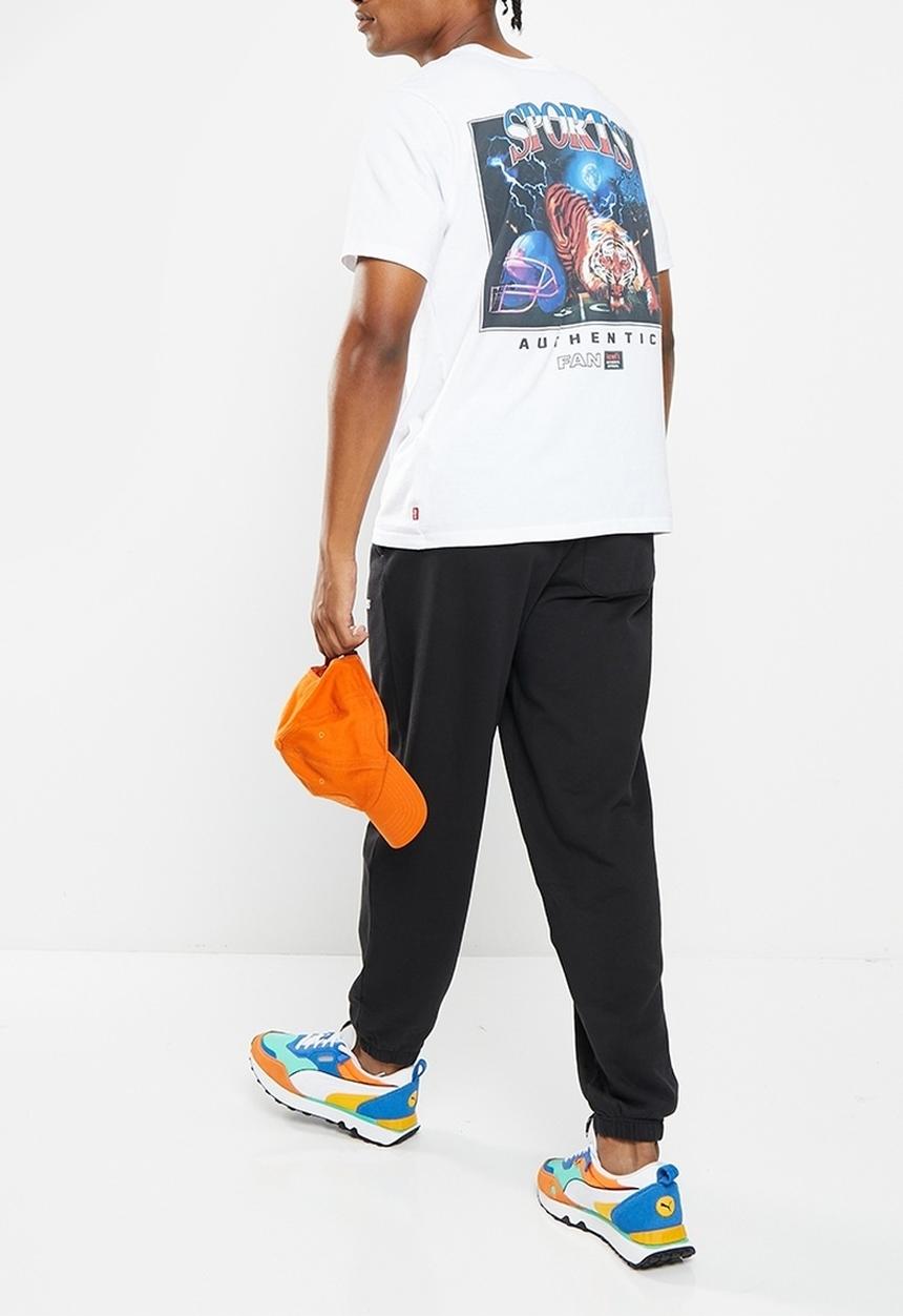 Levi’s® - Short sleeve relaxed fit tee sports - white
