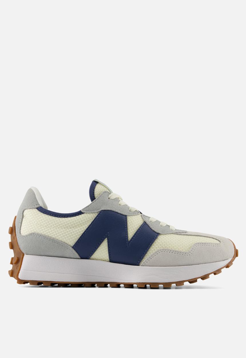 New Balance  - 327