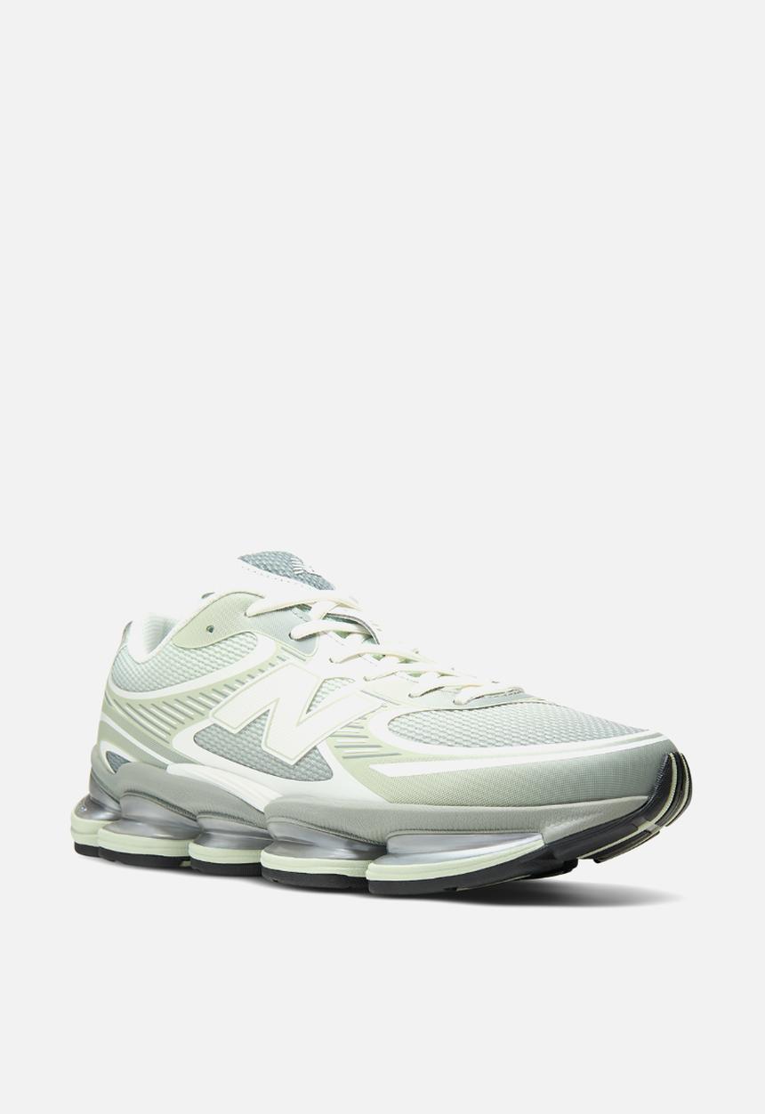 New Balance  - ABZORB 2000
