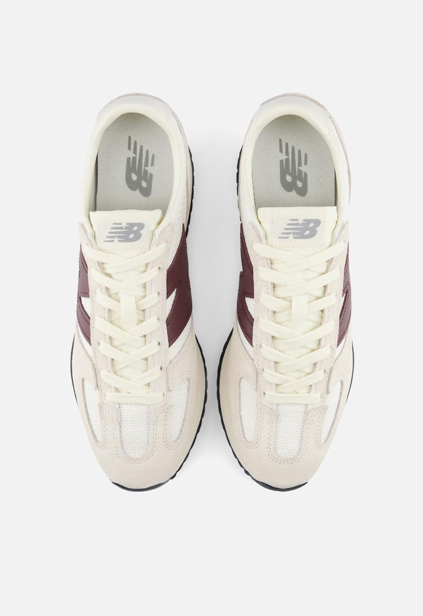 New Balance  - 471