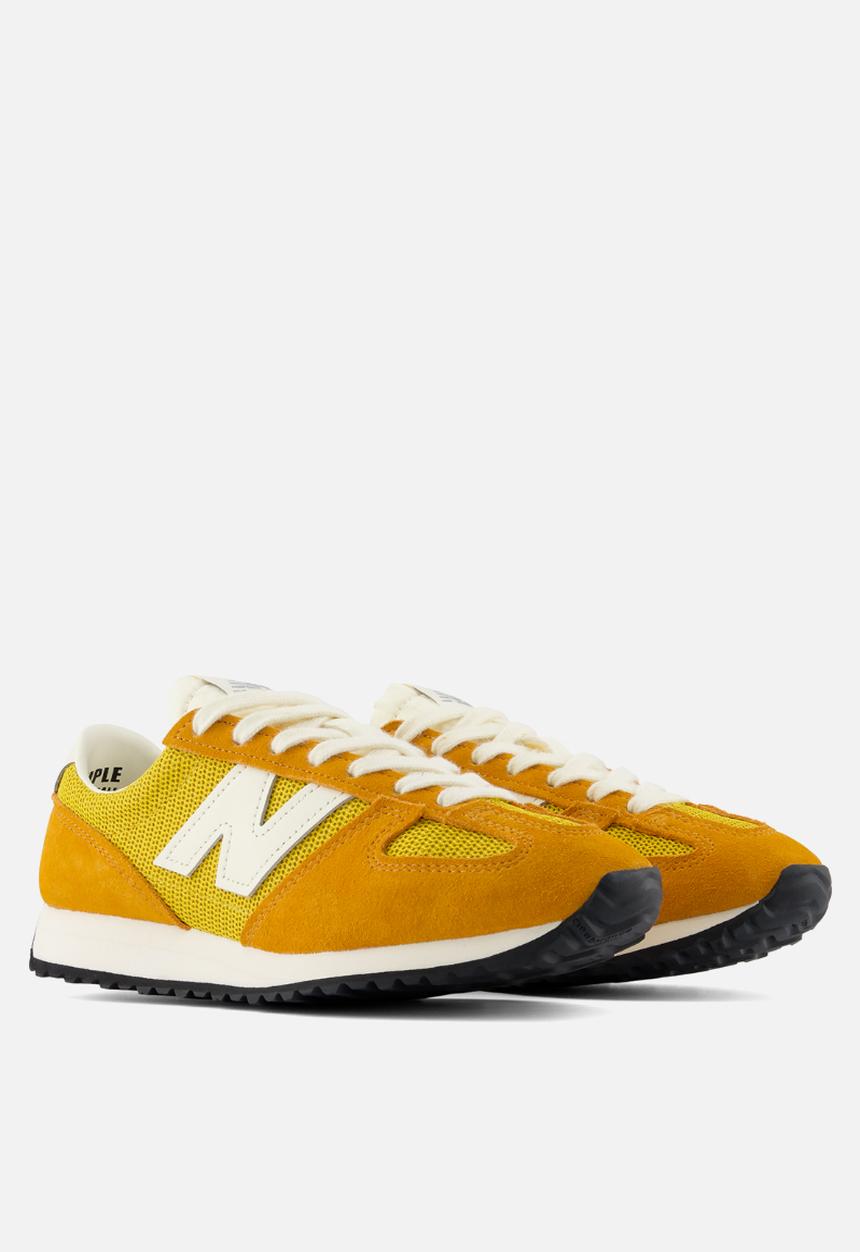 New Balance  - 471