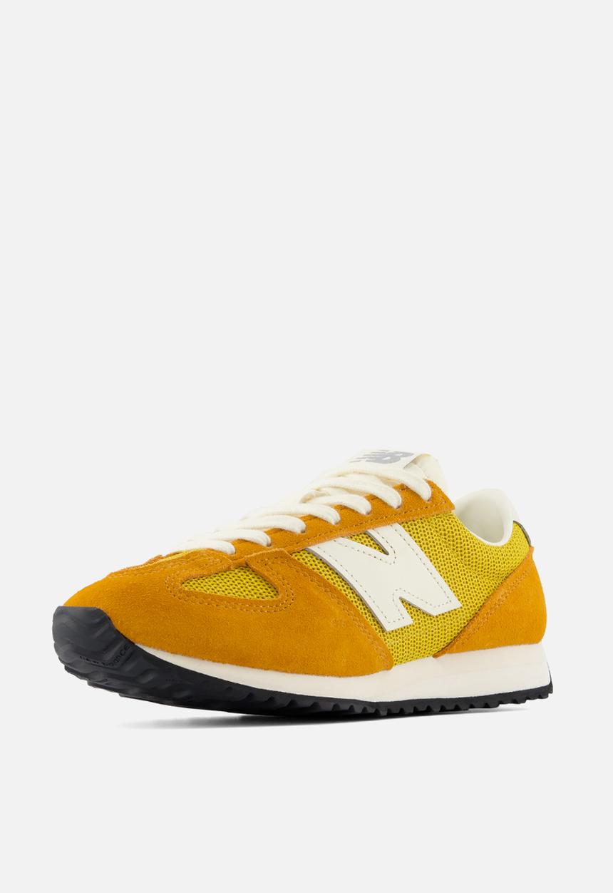 New Balance  - 471
