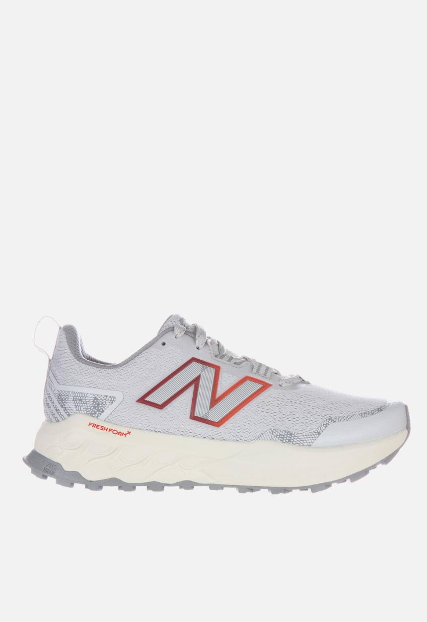 New Balance  - Fresh Foam X Garo? V2