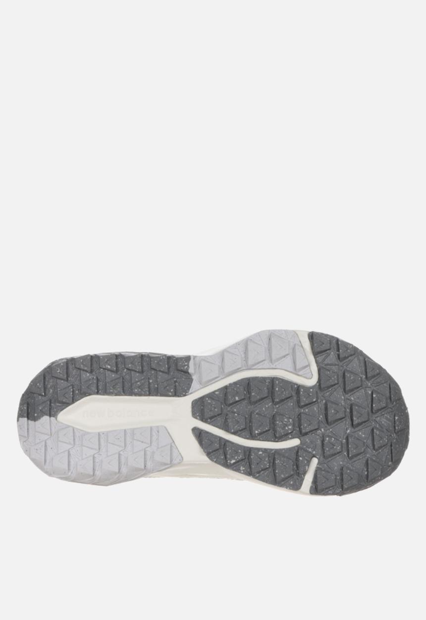 New Balance  - DynaSoft Nitrel v6