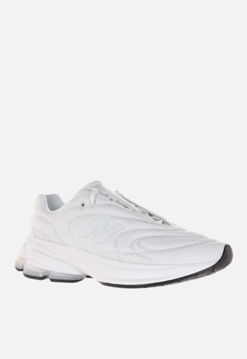 New Balance  - 5030