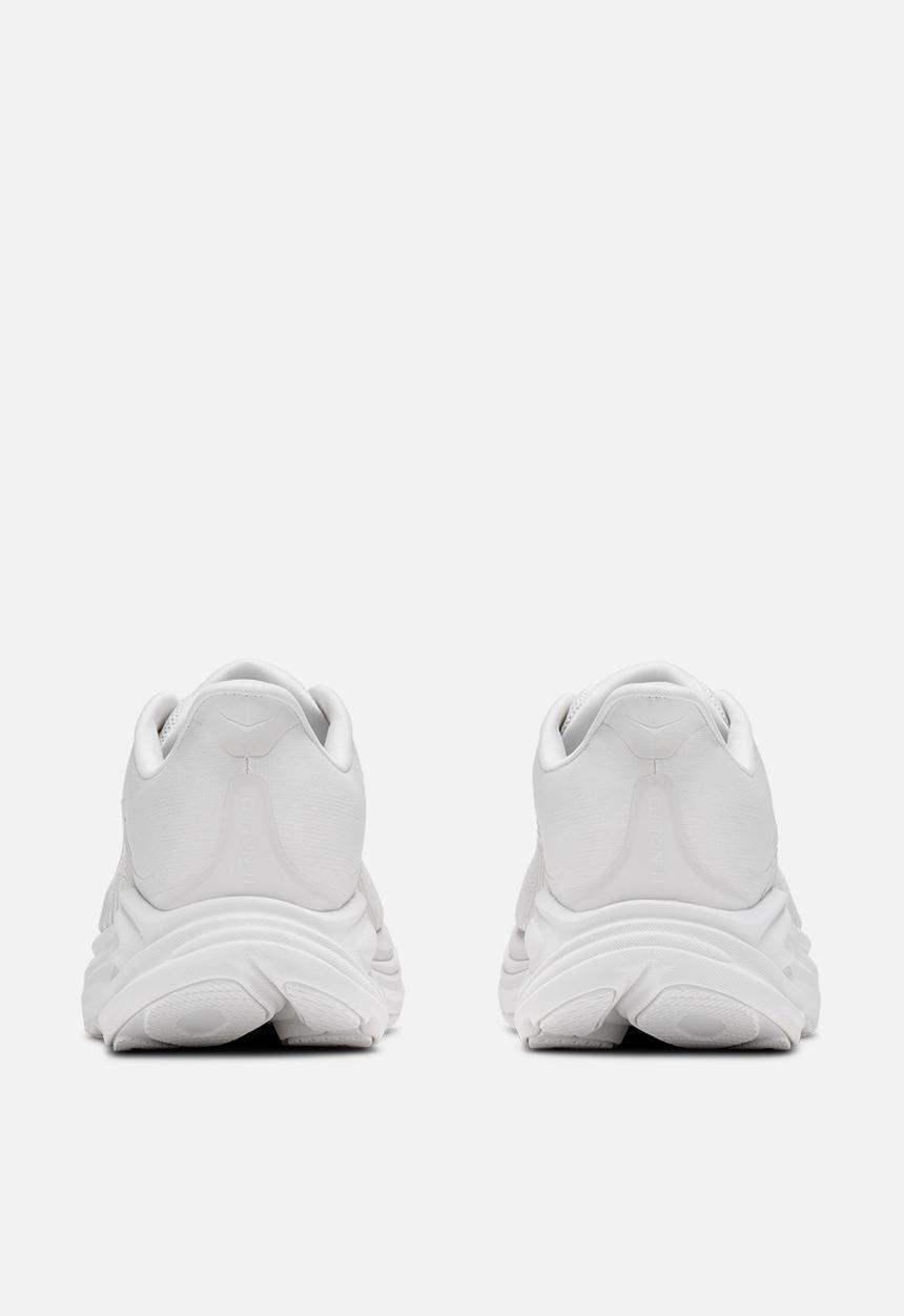HOKA - CLIFTON 11