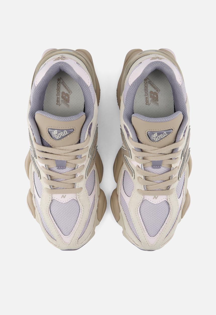 New Balance  - 9060