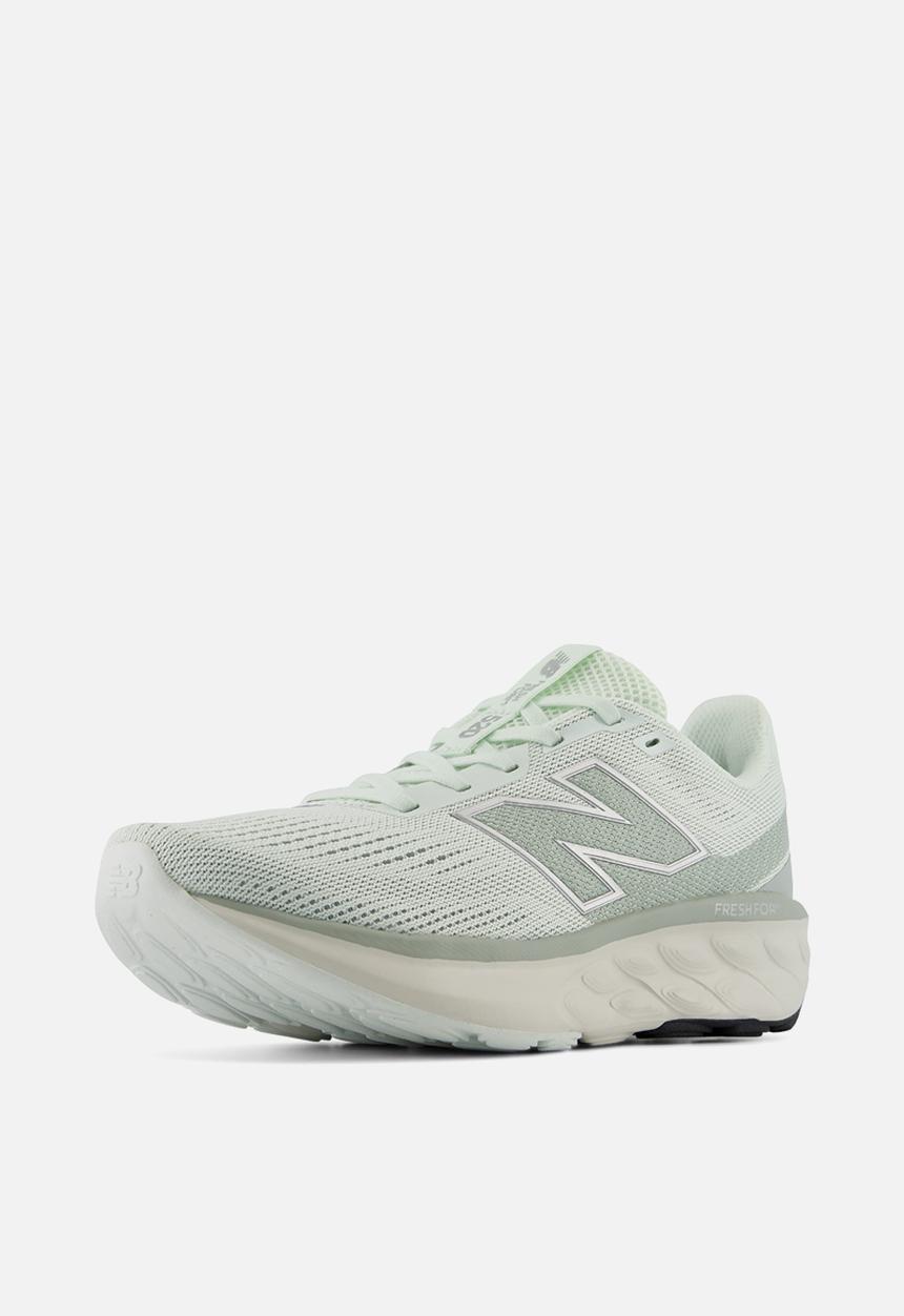 New Balance  - Fresh Foam 520 v9