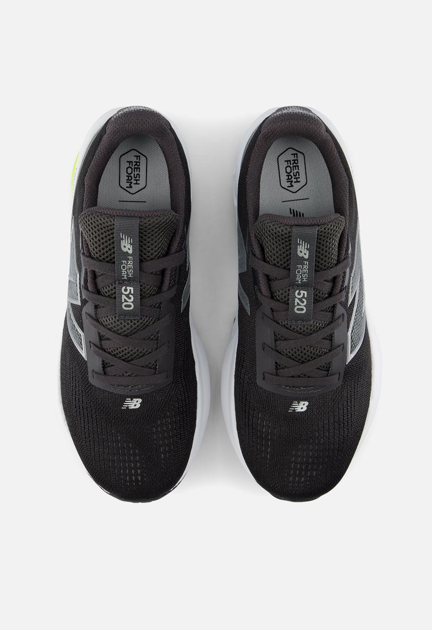 New Balance  - Fresh Foam 520 v9