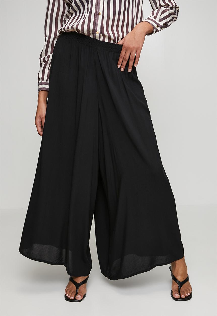 Trendyol - Elastic Waist Wide Leg Pants - Black