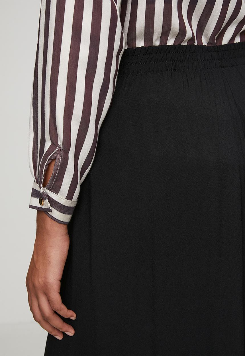 Trendyol - Elastic Waist Wide Leg Pants - Black