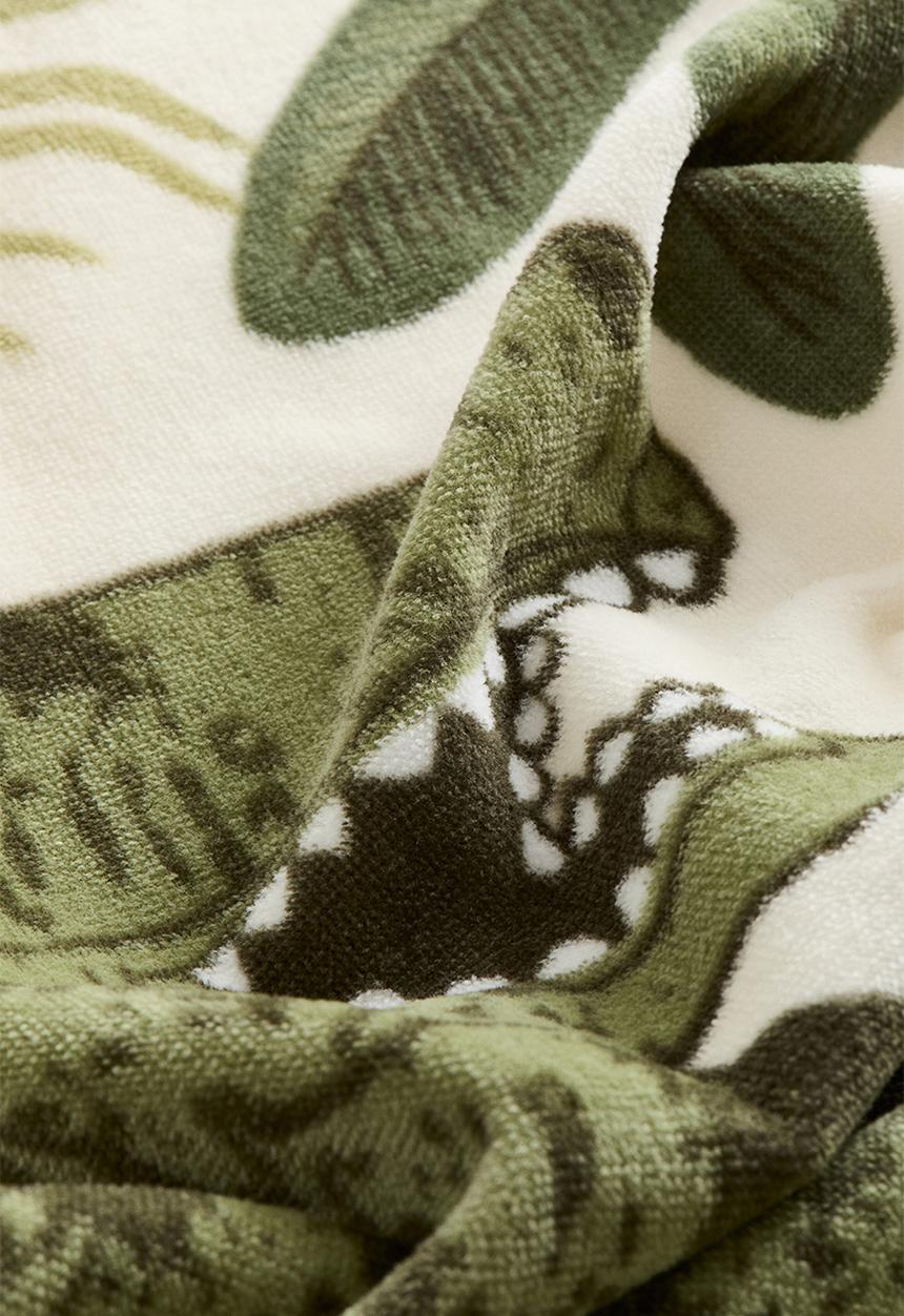 H&M - Patterned bath towel - cream/dinosaur