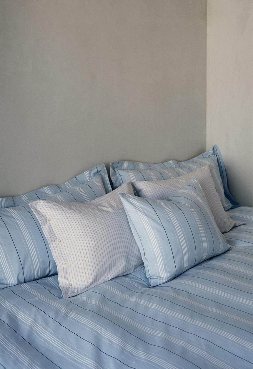 H&M - Cotton percale double/king duvet cover set - light blue/striped