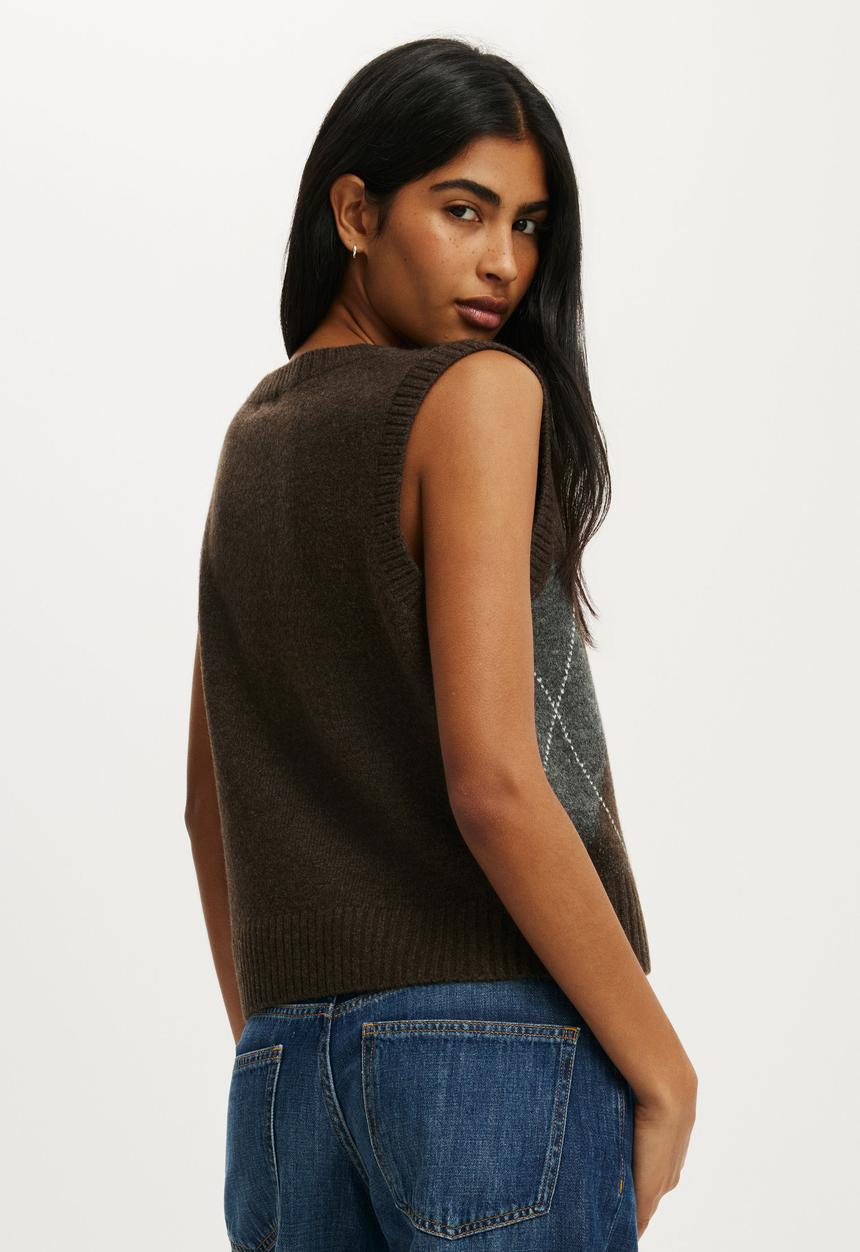 Cotton On - V-Neck Slouch Vest - Choc Argyle