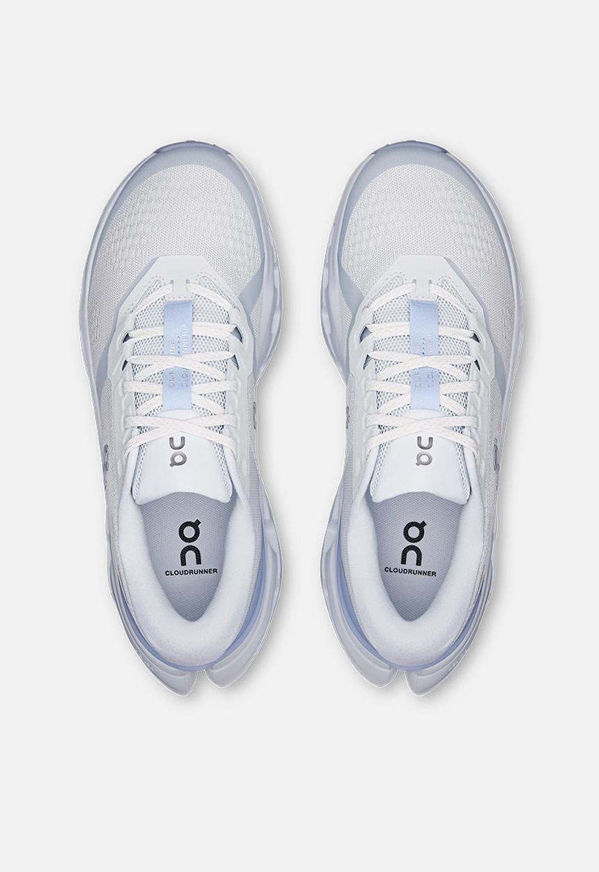 ON Running - Cloudrunner 3