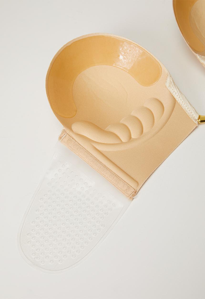 Easy Curves Shapewear - Plunge neckline gold metal - neutral