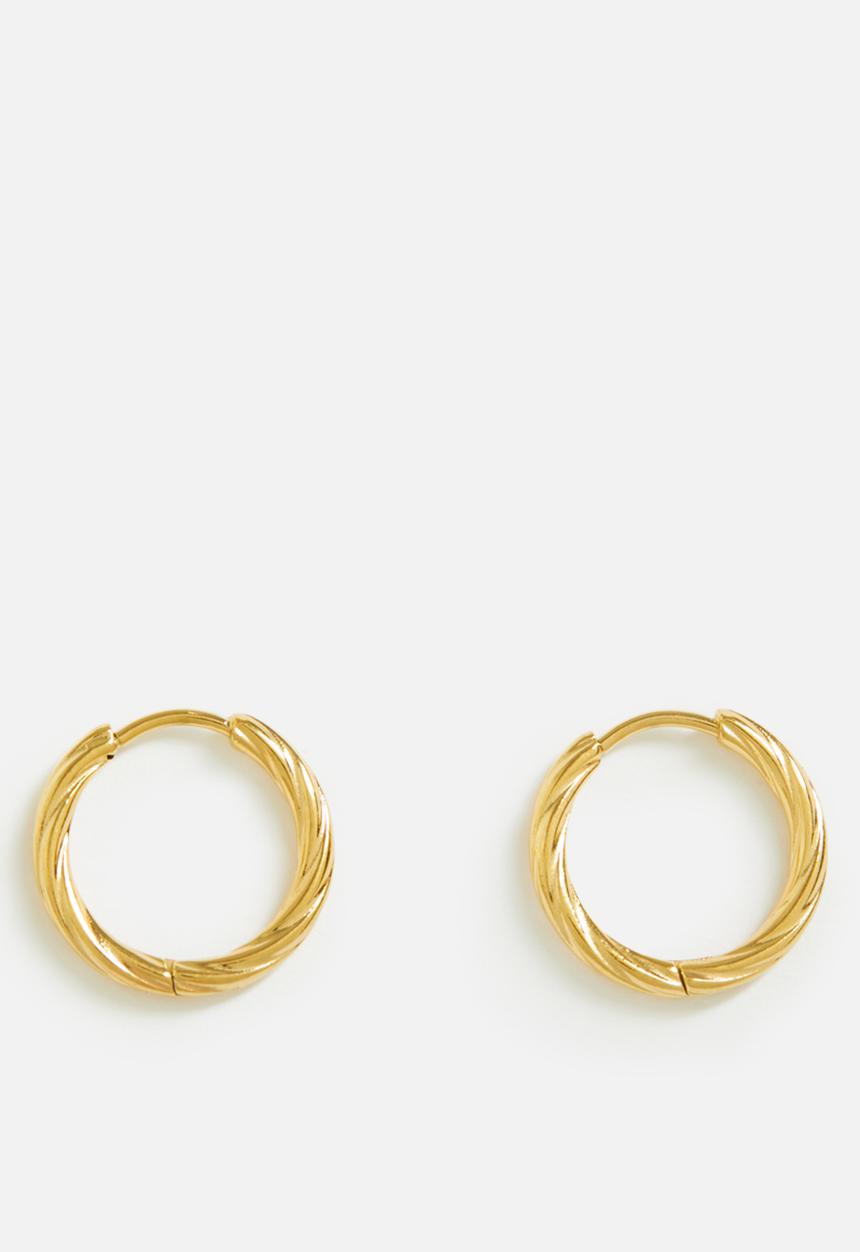Zoe on Trend - Elegant twist hoop earrings  - gold
