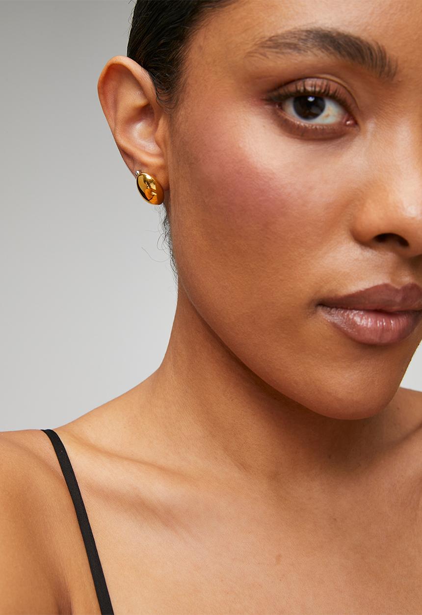 Zoe on Trend - Modern bold earrings  - gold