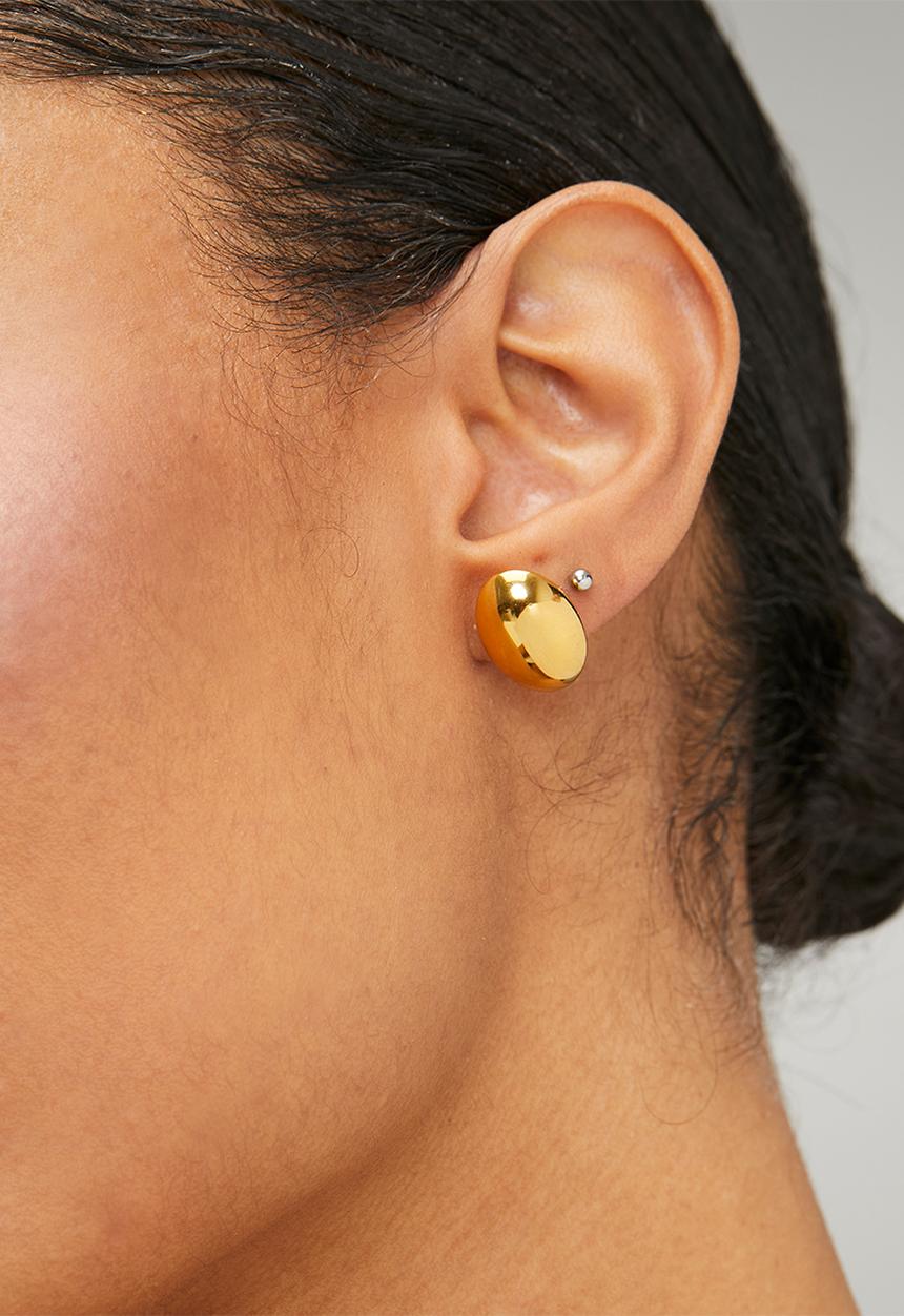 Zoe on Trend - Modern bold earrings  - gold