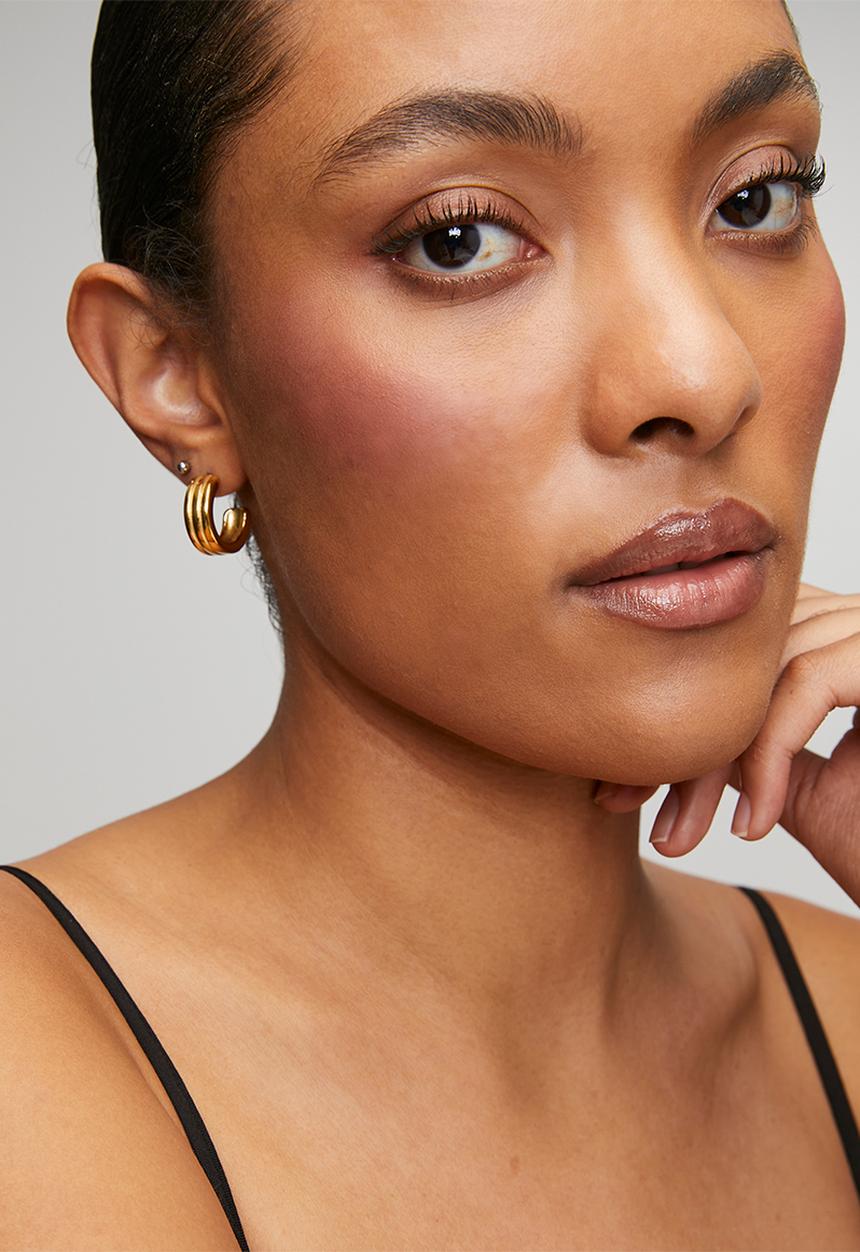 Zoe on Trend - Classic triple-row hoop earrings  - gold