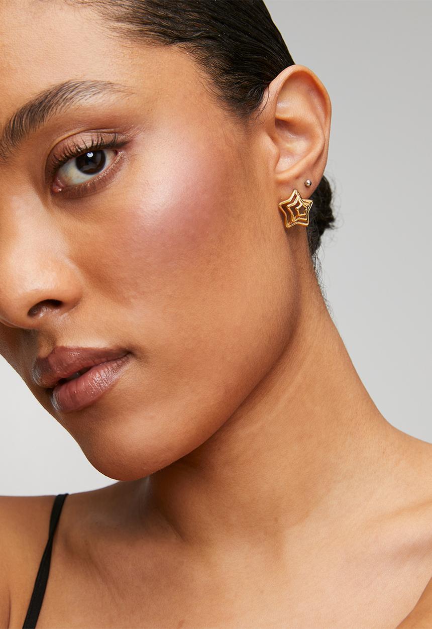 Zoe on Trend - Trendy star design earrings - gold