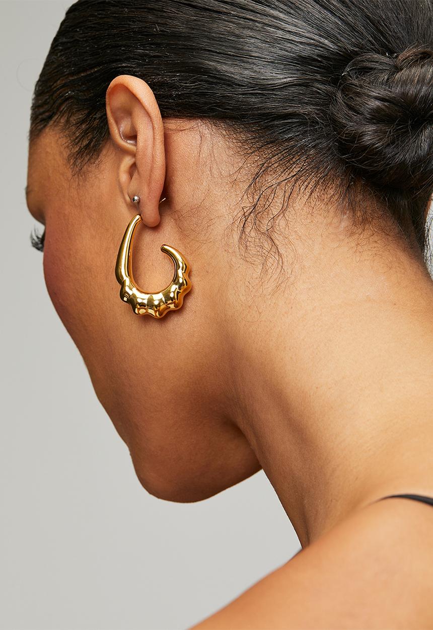 Zoe on Trend - Organic style earrings - gold