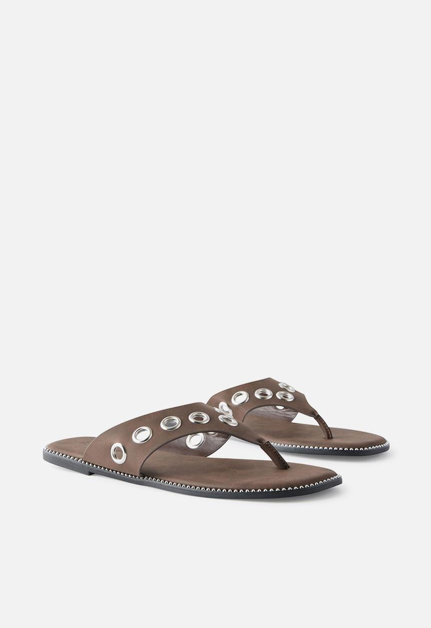 Cotton On - BOWIE SLIDE-CHOC EYELETS