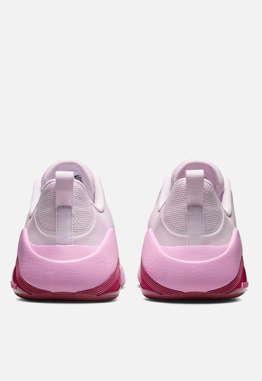 Nike - Nike Bella 7