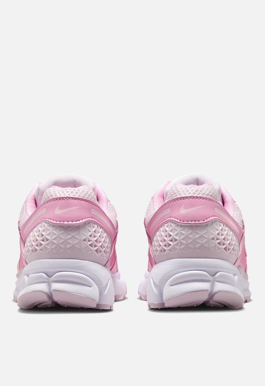 Nike - W Nike Zoom Vomero 5