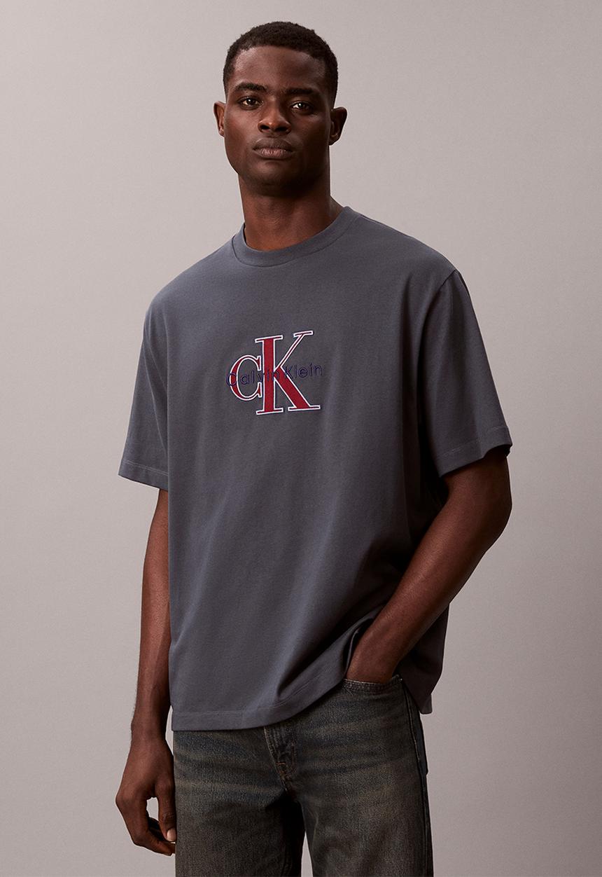 Calvin Klein - Short Sleeve 16S Tricolor Monologo Graphic Tee - Harlem Night Blue