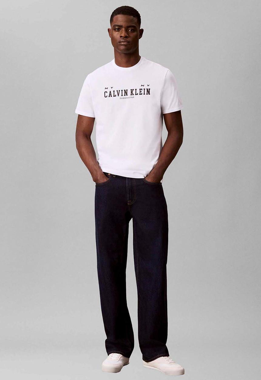 Calvin Klein - Short Sleeve 30S Whsl Calvin Coll Word Graphic Tee - Brilliant White