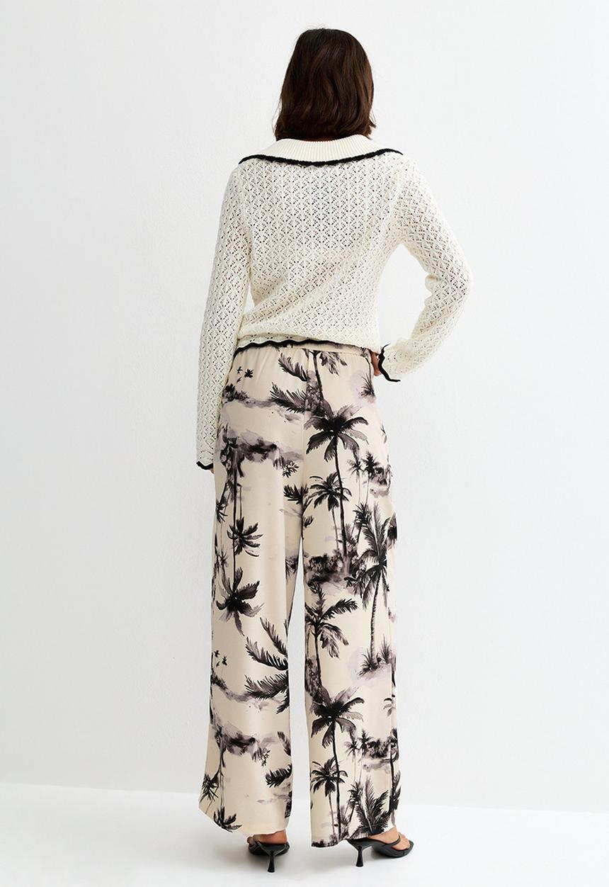 New Look - Wide Leg Printed Pleat Trousers - White
